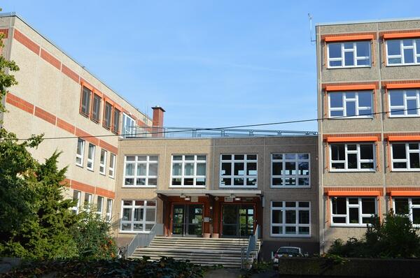 Bild vergrößern: Johann-Gottfried-Herder-Schule
