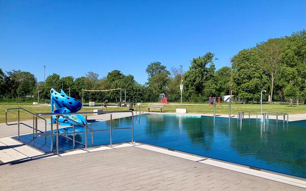 Bild vergr&ouml;&szlig;ern: 2025_05_06_schwimmbad