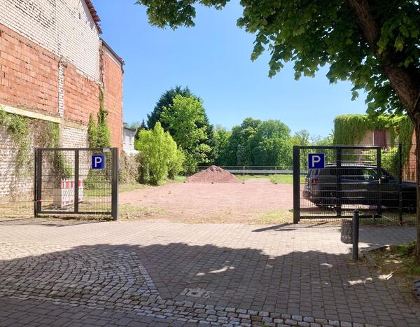 Bild vergr&ouml;&szlig;ern: 2025_05_09_Parkplatz