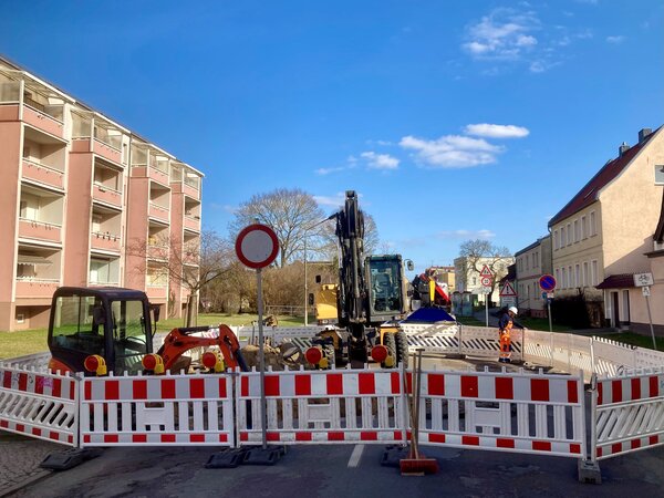 Bild vergr&ouml;&szlig;ern: Gro�baustelle